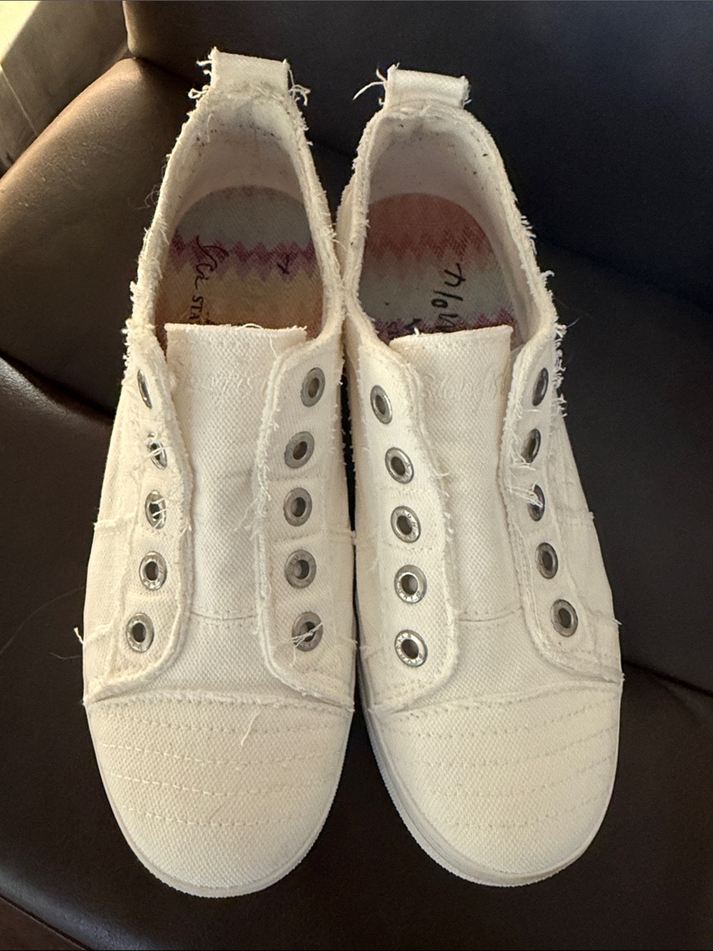 Women’s Casual Slip-On Canvas Sneakers — White